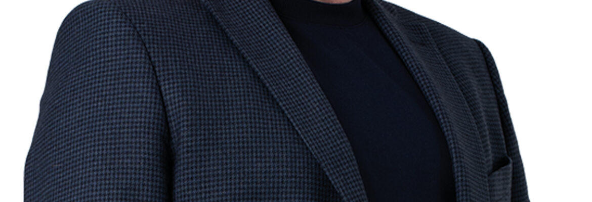 Marcel Vossen kijkt lachend naar jou